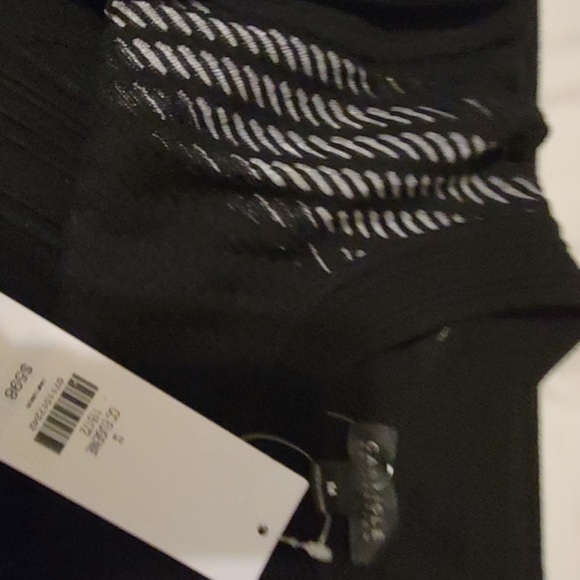 SOLD DRESS - Picture 9 of 11